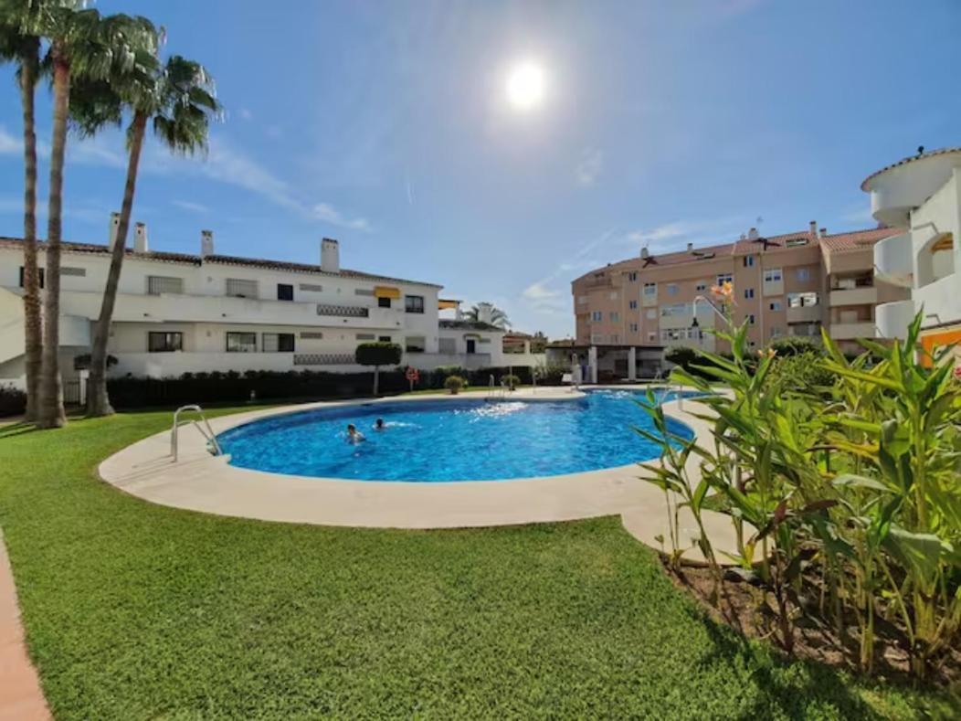 Pueblo Del Parque Avec Belle Terrasse * Benalmádena