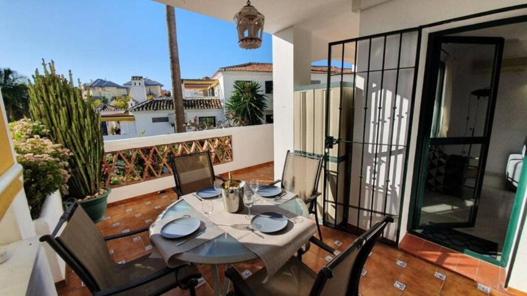 Pueblo Del Parque Avec Belle Terrasse * Benalmádena